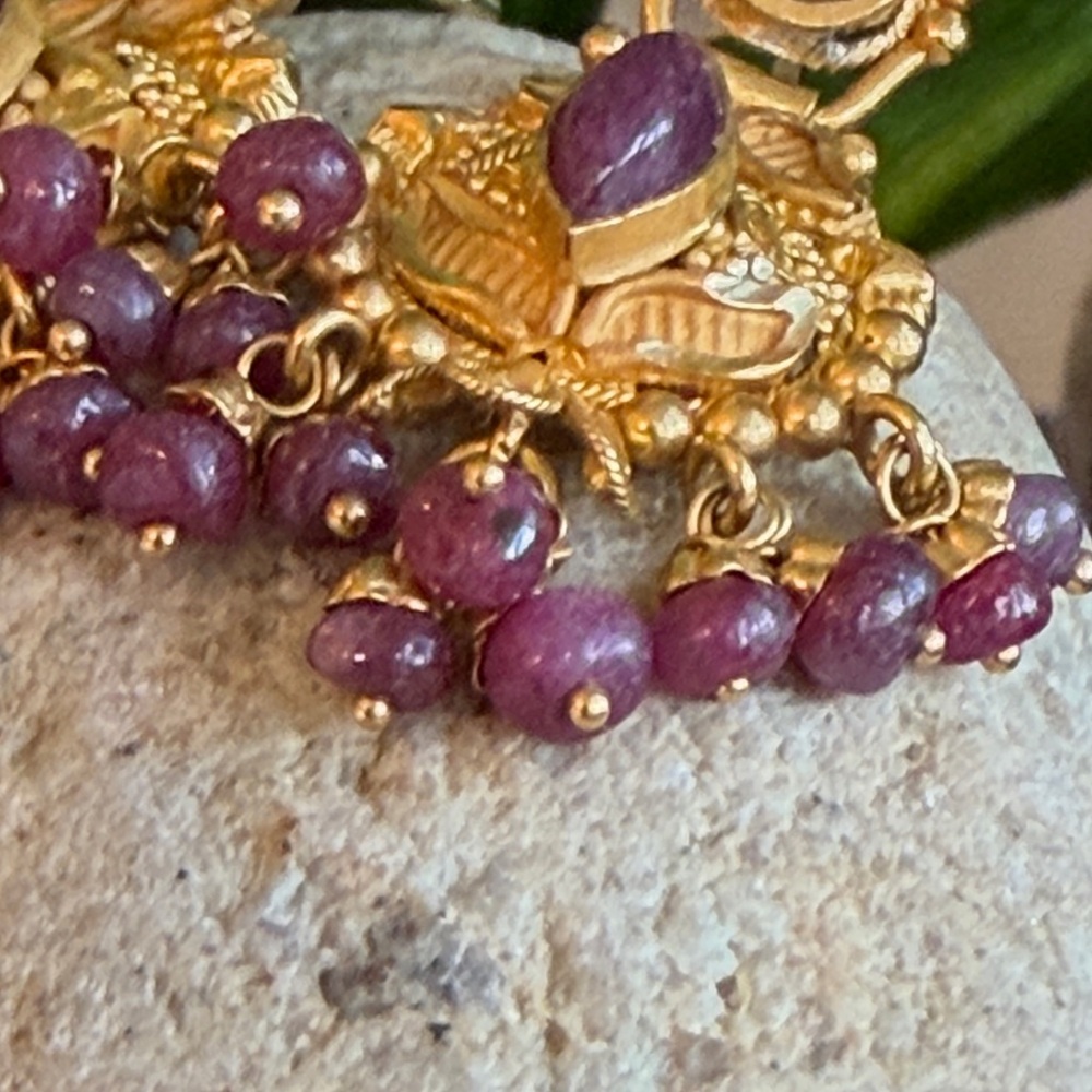 22 karat gold and ruby earrings - Picture 3 of 6